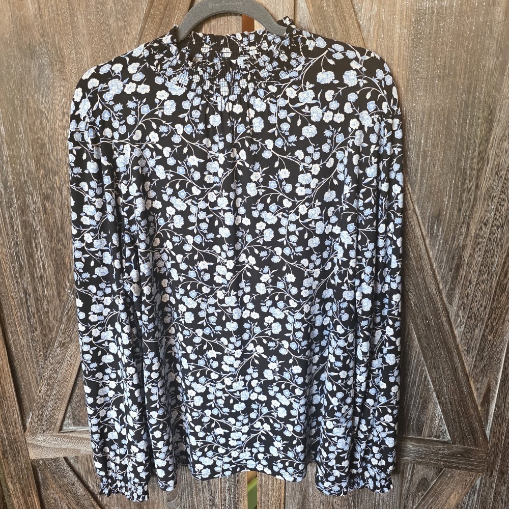 Anne Klein Shirt Women's Size XL Navy Blue With Blue Flowers Mock Ruffle Neck